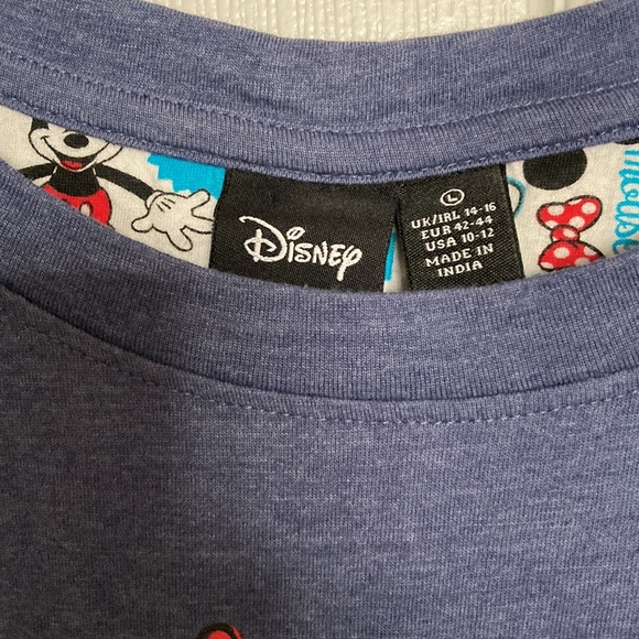 Disney Parks, Mickey and Minnie Love Tshirt, Size L, Blue, NWOT - Picture 2 of 5